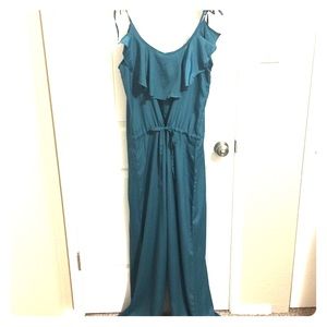 Flirty pants-style romper 💁🏻‍♀️